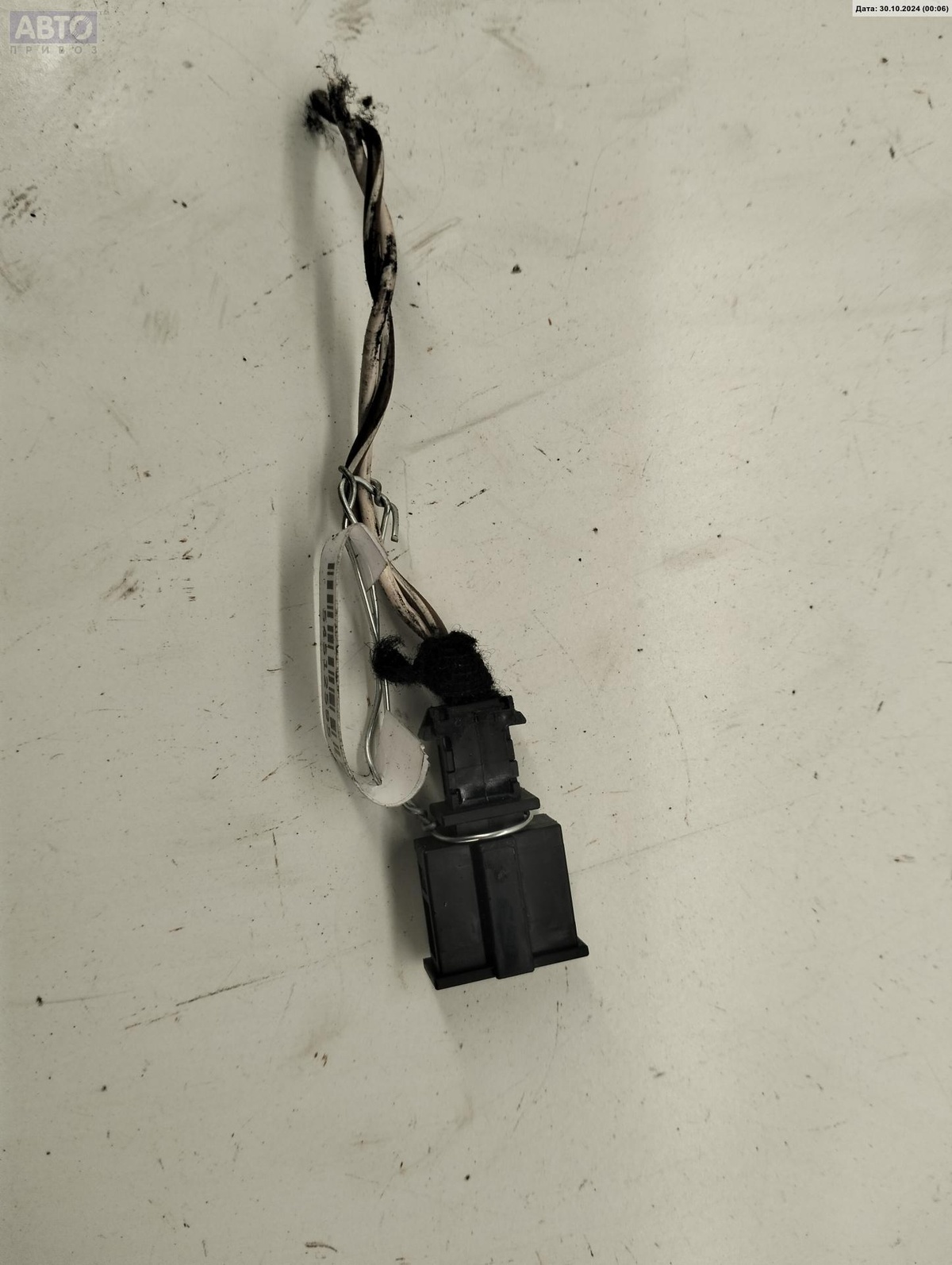 Разъем AUX / USB к Skoda  2007