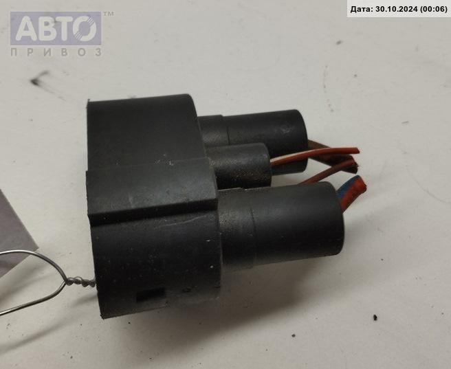 Разъем AUX / USB к Audi A4 2005