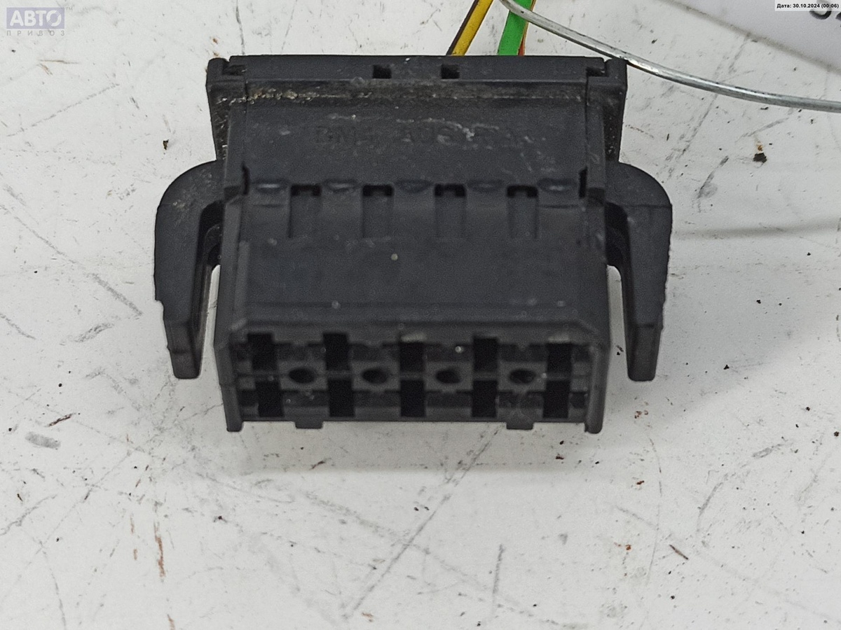 Разъем AUX / USB к Audi A4 1999