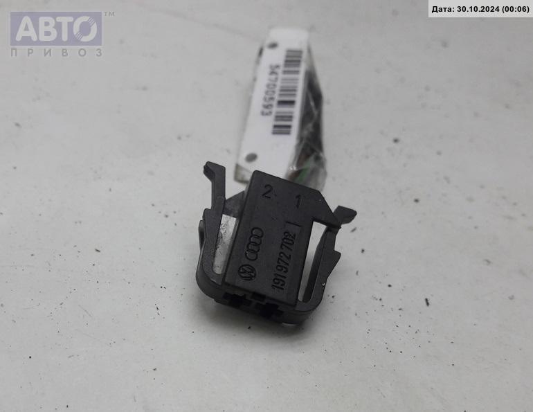 Разъем AUX / USB к Volkswagen Golf 1994