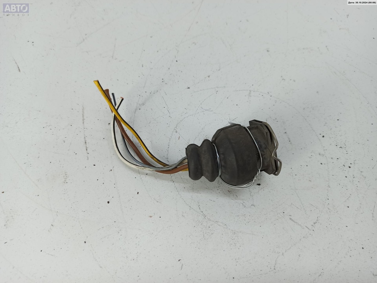 Разъем AUX / USB к Audi A4 1996