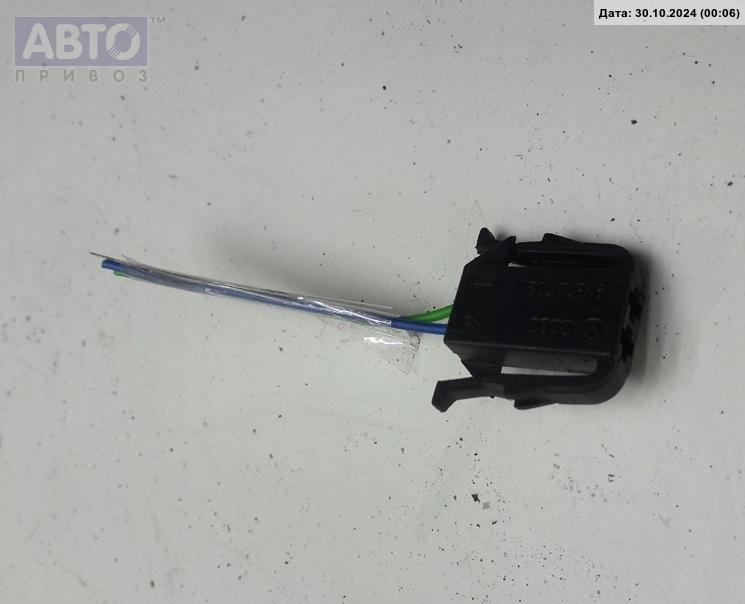 Разъем AUX / USB к Volkswagen Passat 1998