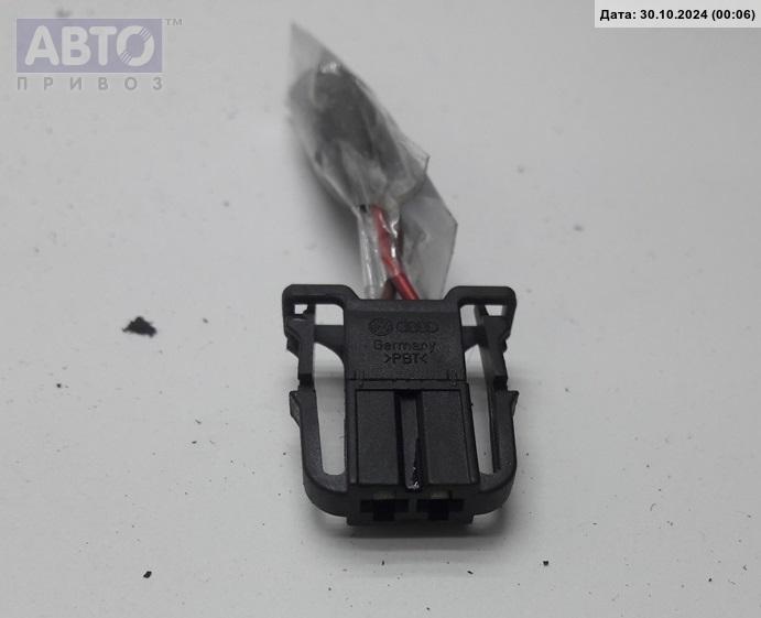 Разъем AUX / USB к Volkswagen Touran 2004