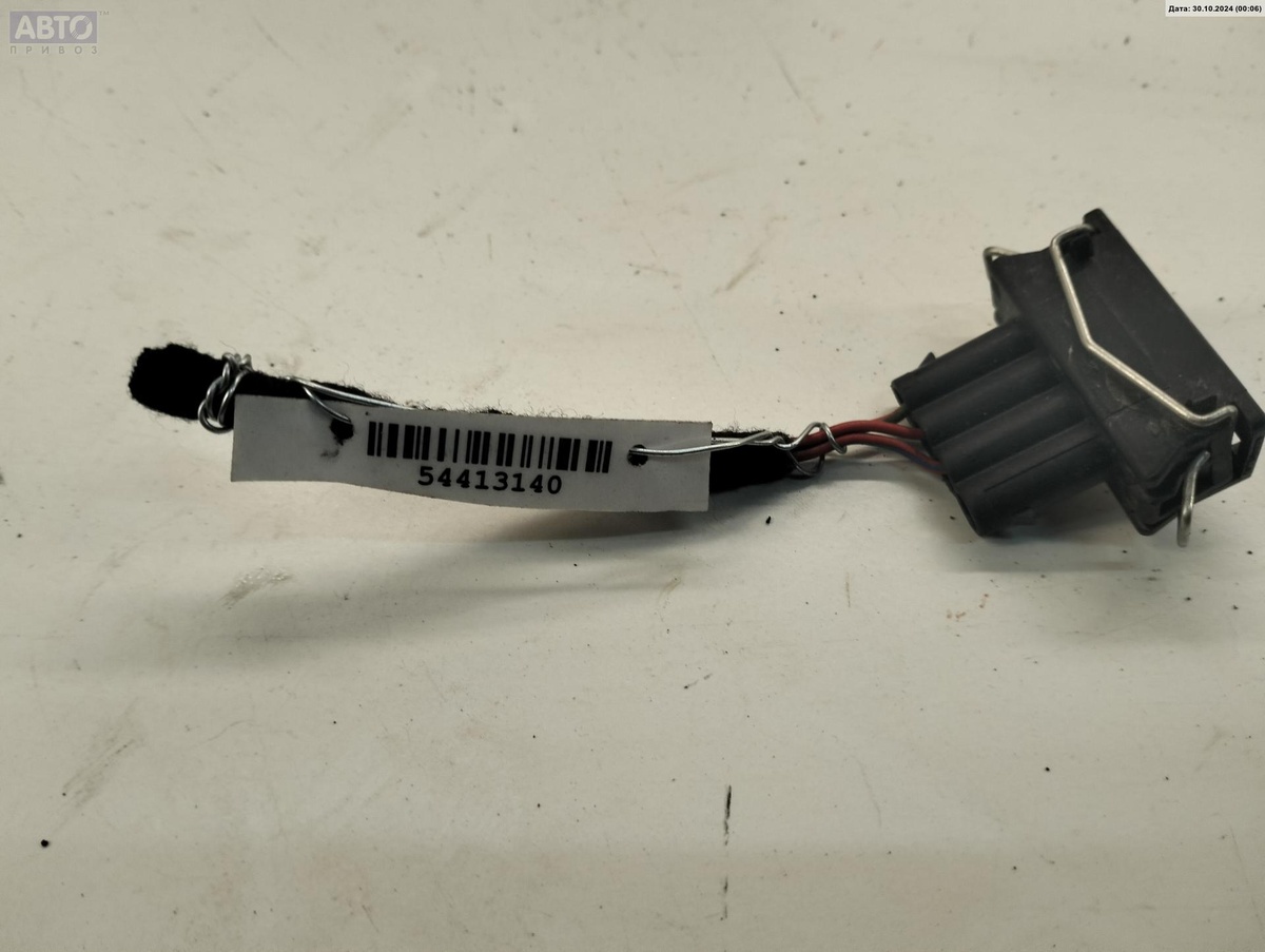 Разъем AUX / USB к Volkswagen Golf 1992