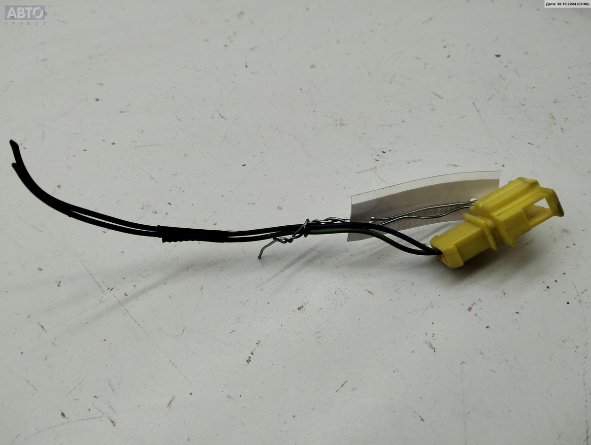 Разъем AUX / USB к Volkswagen Passat 1996