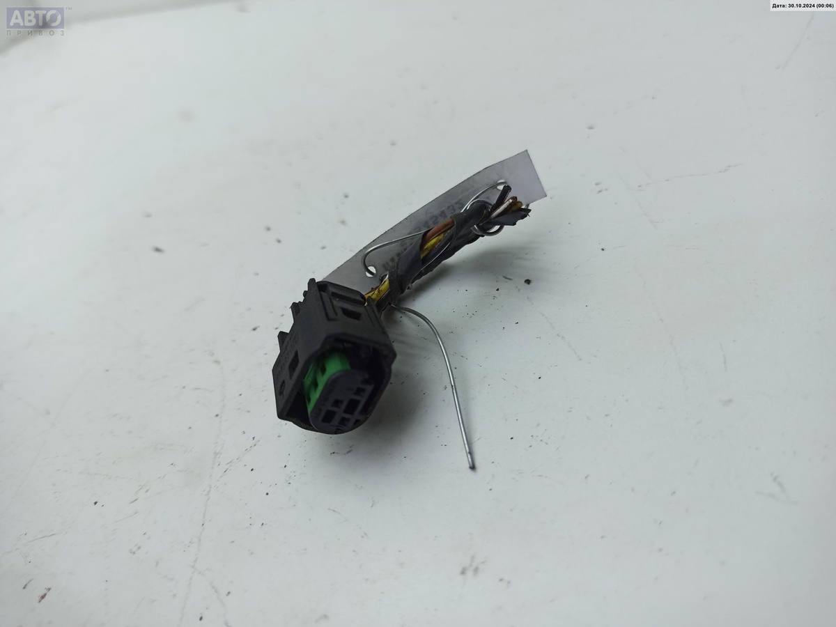 Разъем AUX / USB к Opel Signum 2006