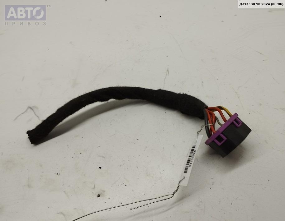 Разъем AUX / USB к Audi A6 2000