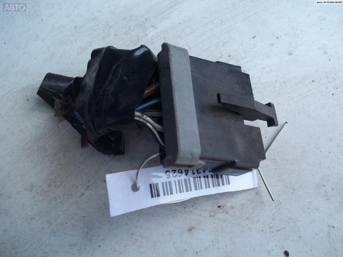 Разъем AUX / USB к Opel Omega 1994