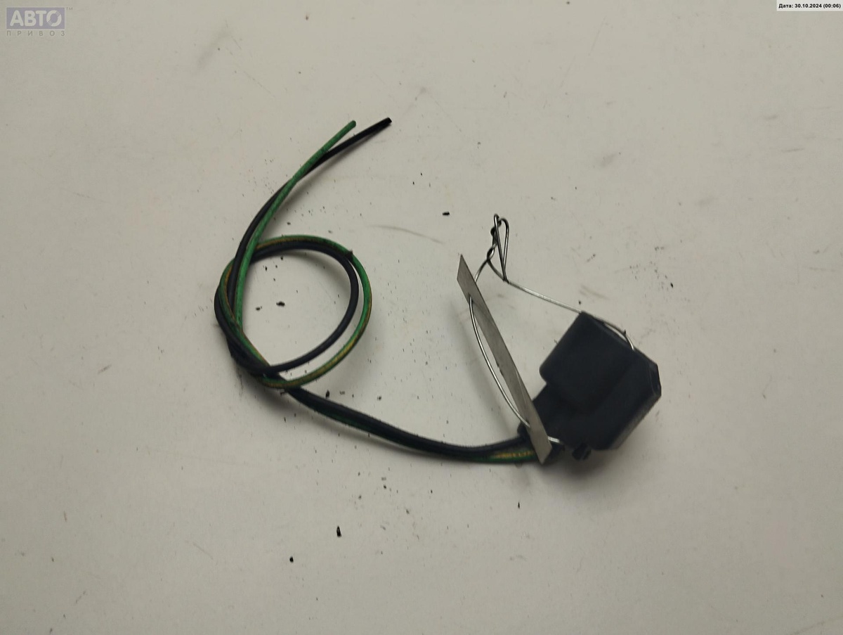 Разъем AUX / USB к Ford C-MAX 2006