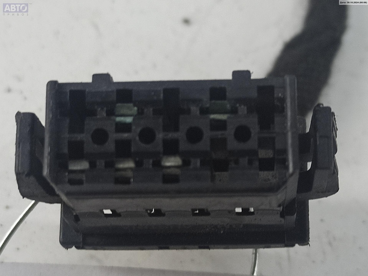 Разъем AUX / USB к Audi A6 1999