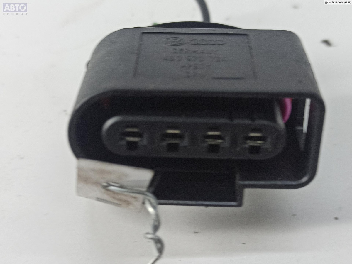 Разъем AUX / USB к Audi A6 2000