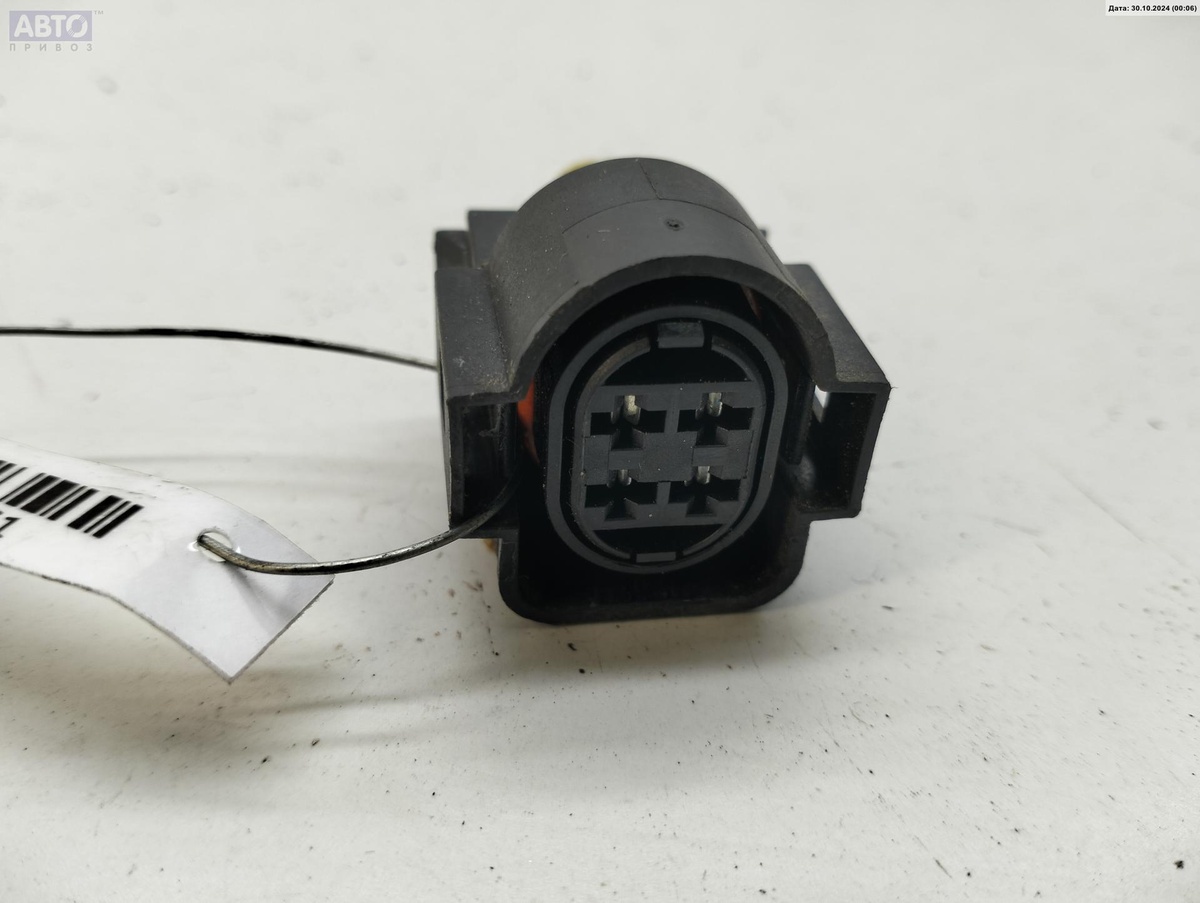 Разъем AUX / USB к Volkswagen Golf 1995