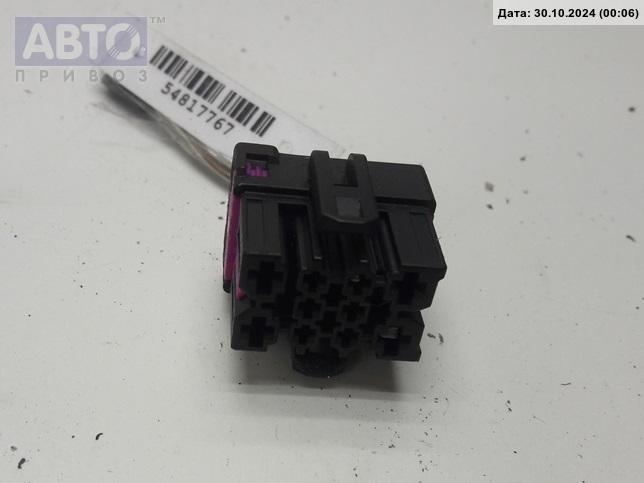 Разъем AUX / USB к Volkswagen Golf 1998