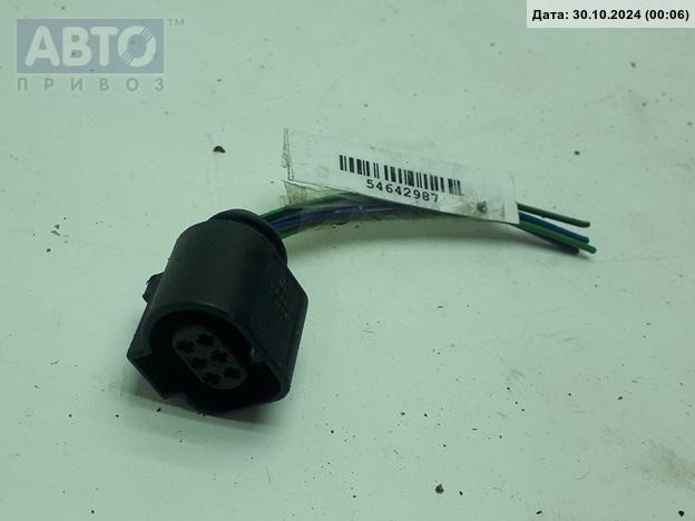 Разъем AUX / USB к Volkswagen Touareg 2003