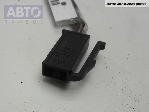 Разъем AUX / USB к Skoda Superb 2008