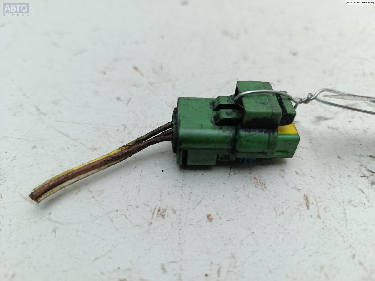 Разъем AUX / USB к Peugeot 807 2004