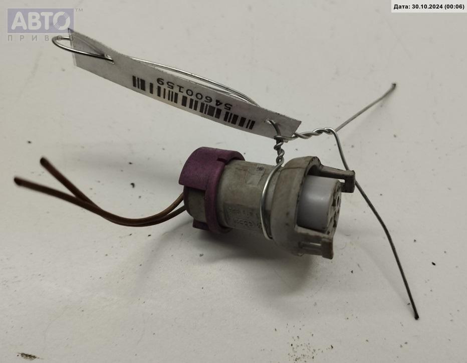 Разъем AUX / USB к Audi A6 1999
