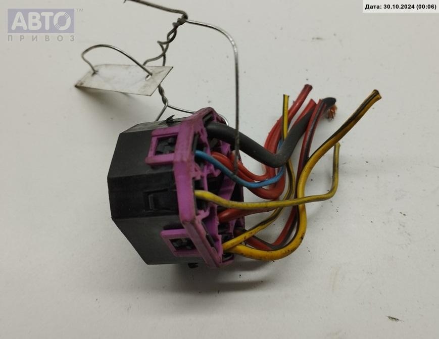 Разъем AUX / USB к Audi A4 1996