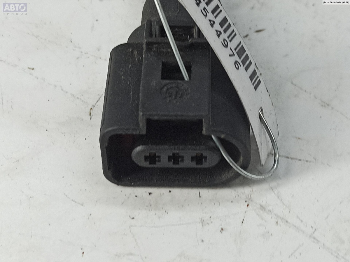 Разъем AUX / USB к Audi A6 2004