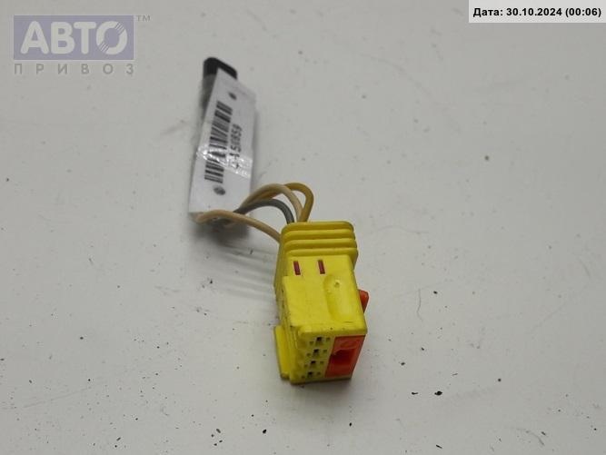 Разъем AUX / USB к Volkswagen Passat 2005