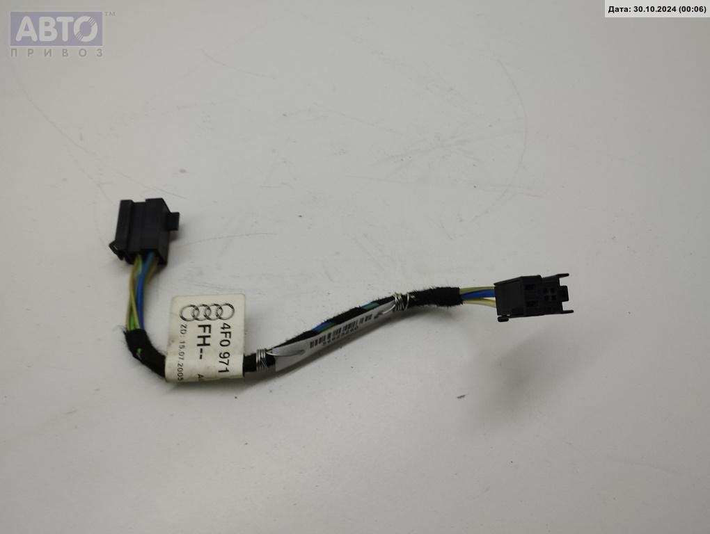 Разъем AUX / USB к Audi A6 2005