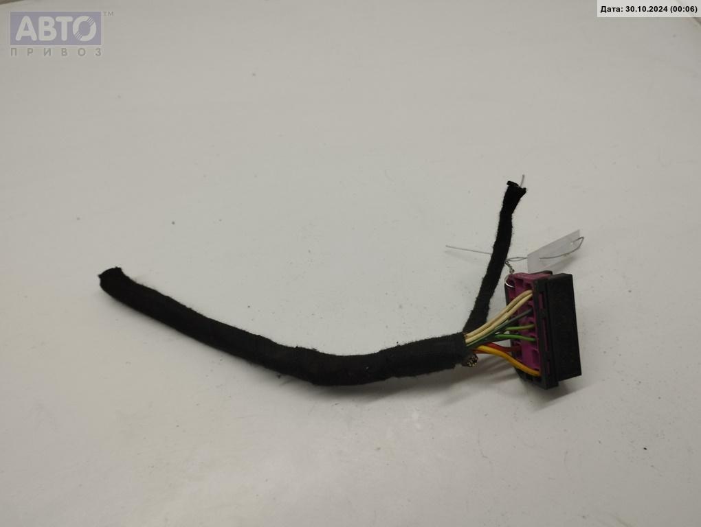Разъем AUX / USB к Audi A6 2000