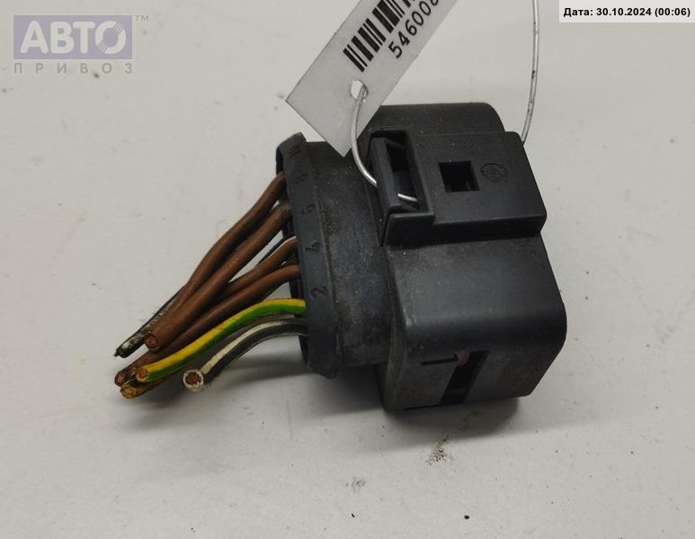 Разъем AUX / USB к Audi A6 2000