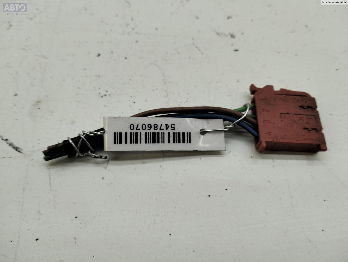 Разъем AUX / USB к Volkswagen Caddy 1999