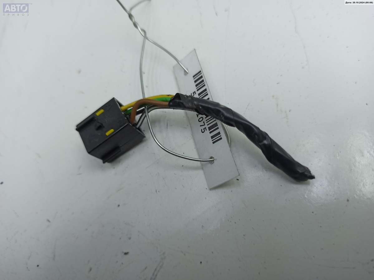 Разъем AUX / USB к Opel Zafira 2002