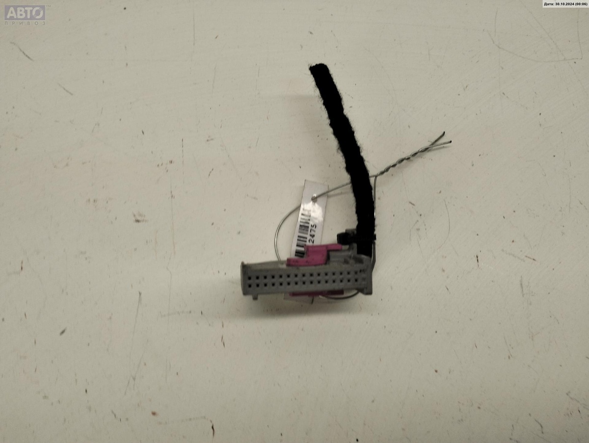 Разъем AUX / USB к Volkswagen Passat 2007