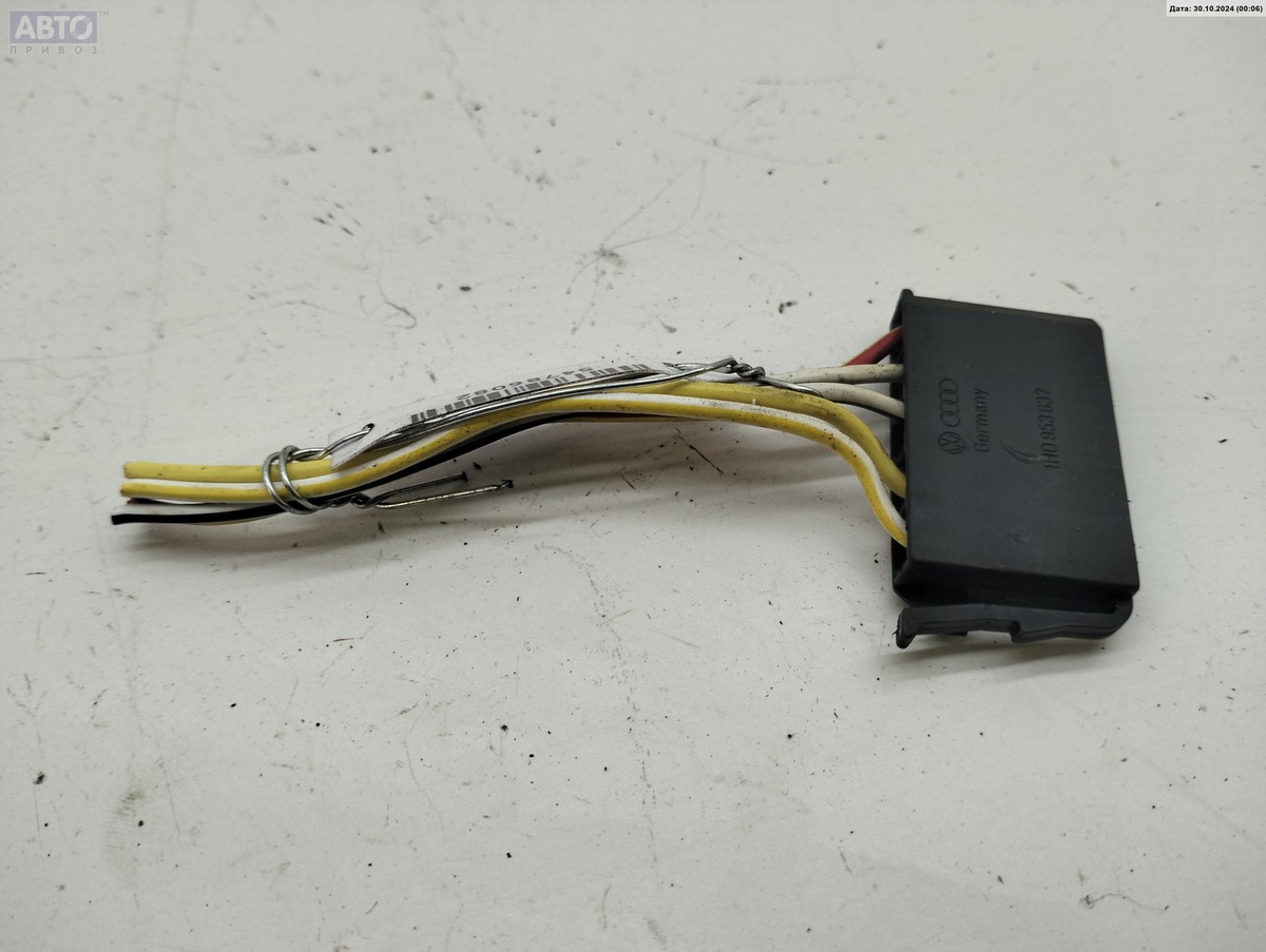 Разъем AUX / USB к Volkswagen Caddy 1999
