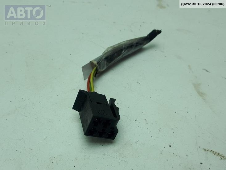 Разъем AUX / USB к Skoda Octavia 2000