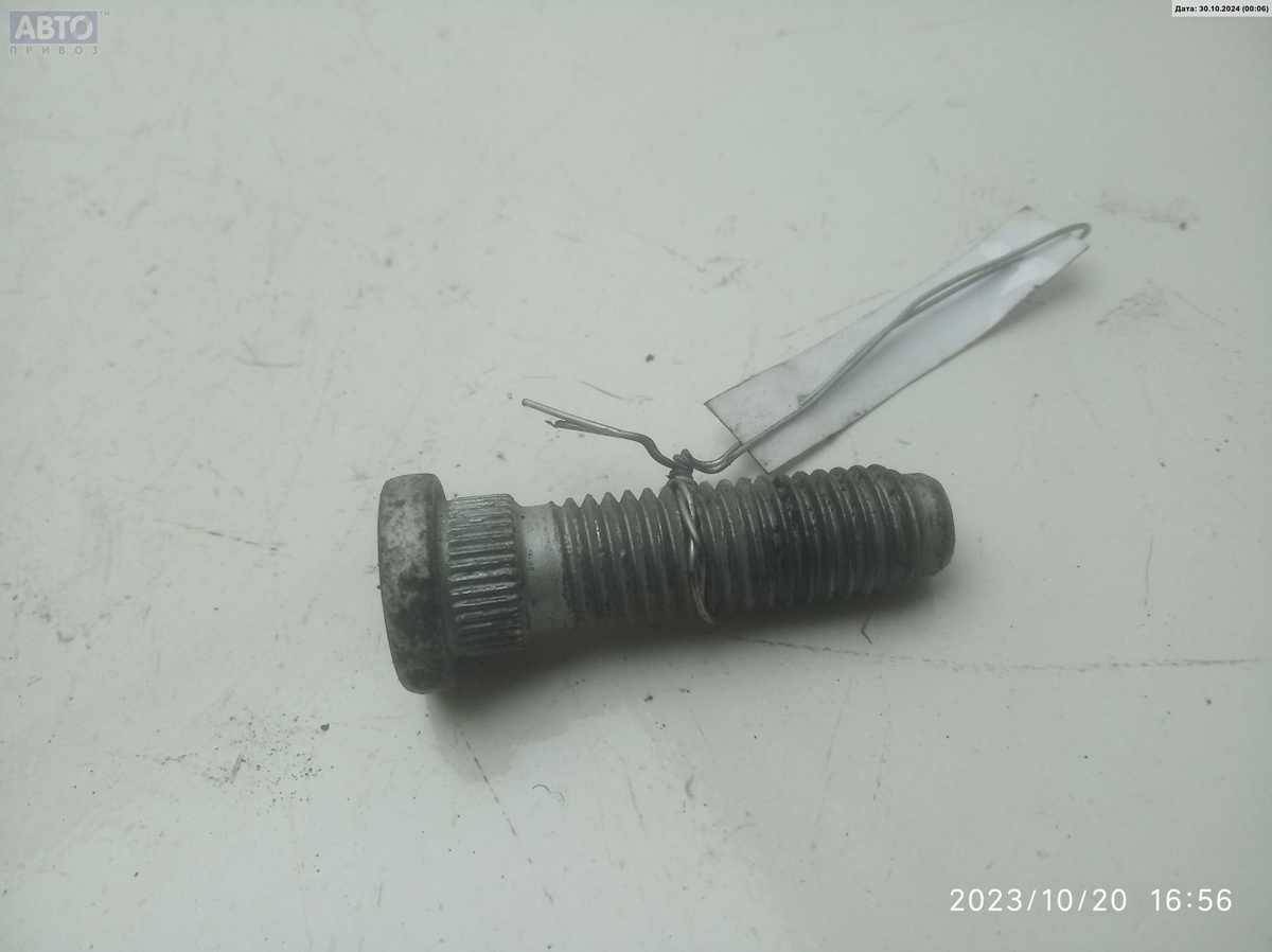 Болт к Ford Transit 2005