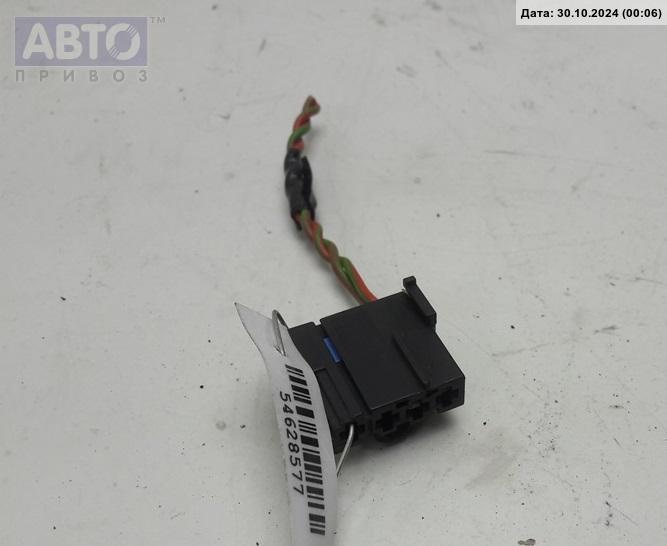 Разъем AUX / USB к Volkswagen Passat 1999