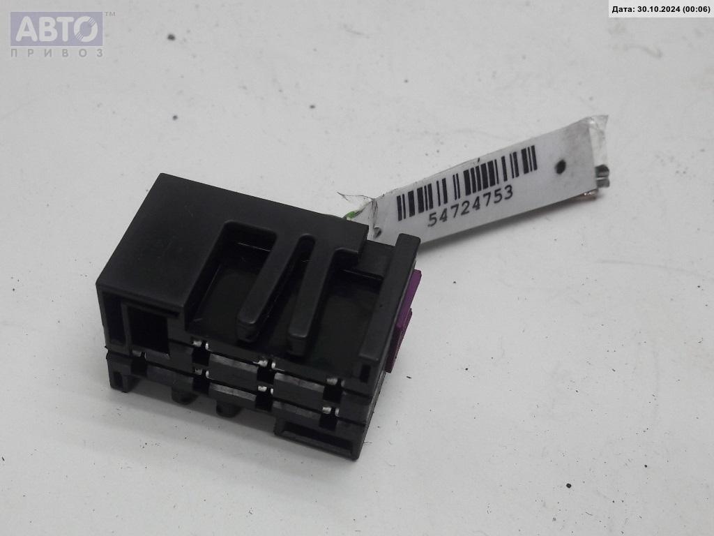 Разъем AUX / USB к Skoda Octavia 2000