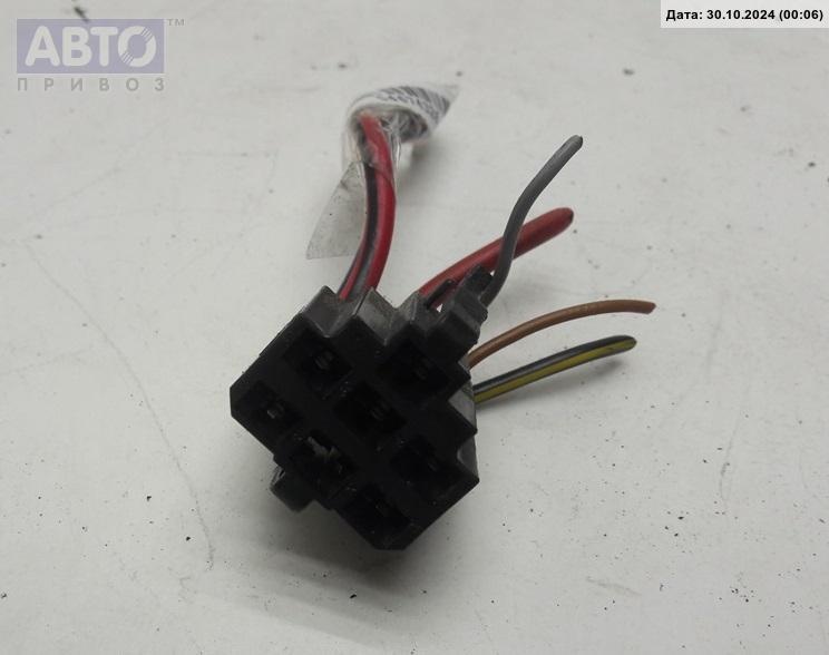Разъем AUX / USB к Volkswagen Golf 1994