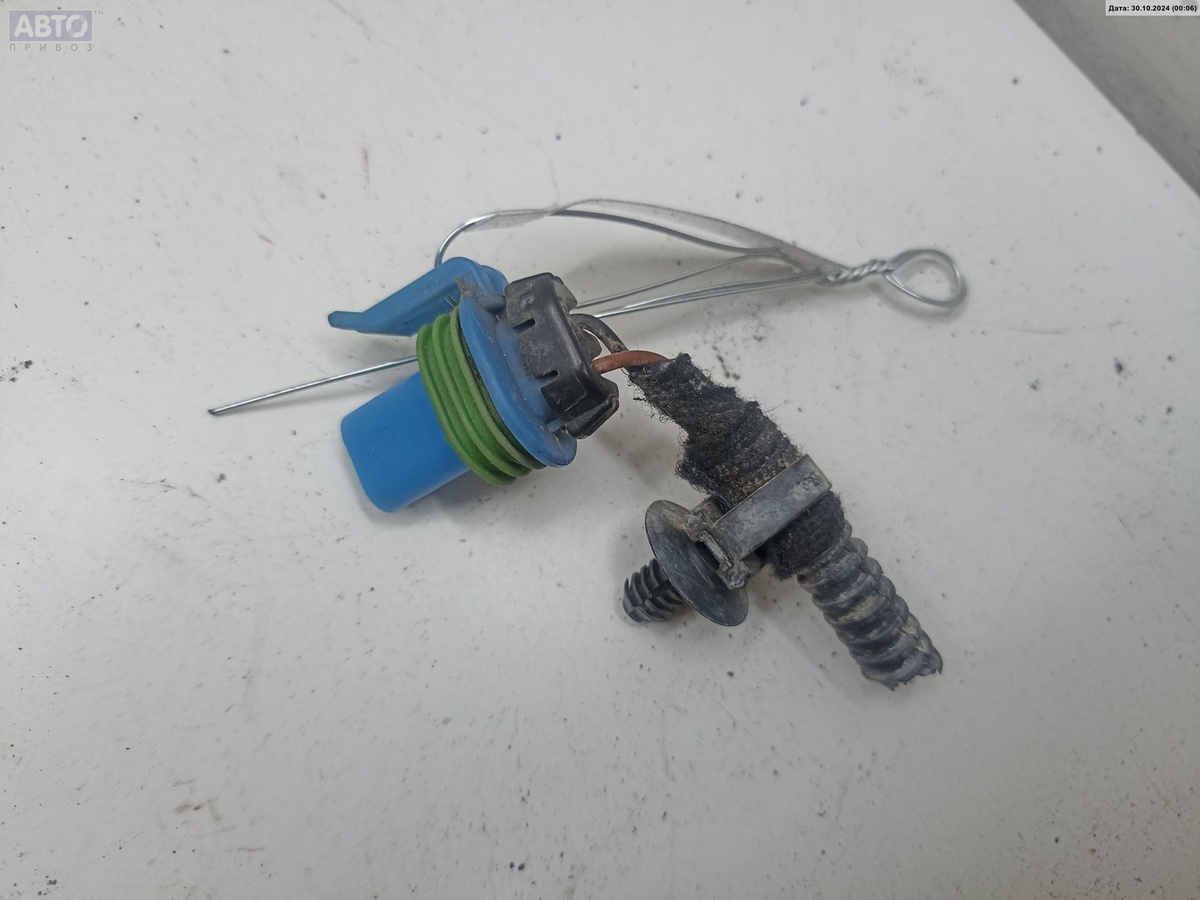 Разъем AUX / USB к Opel Vectra 2005