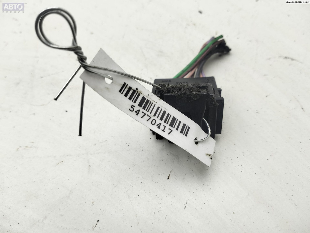 Разъем AUX / USB к Renault Laguna 2002
