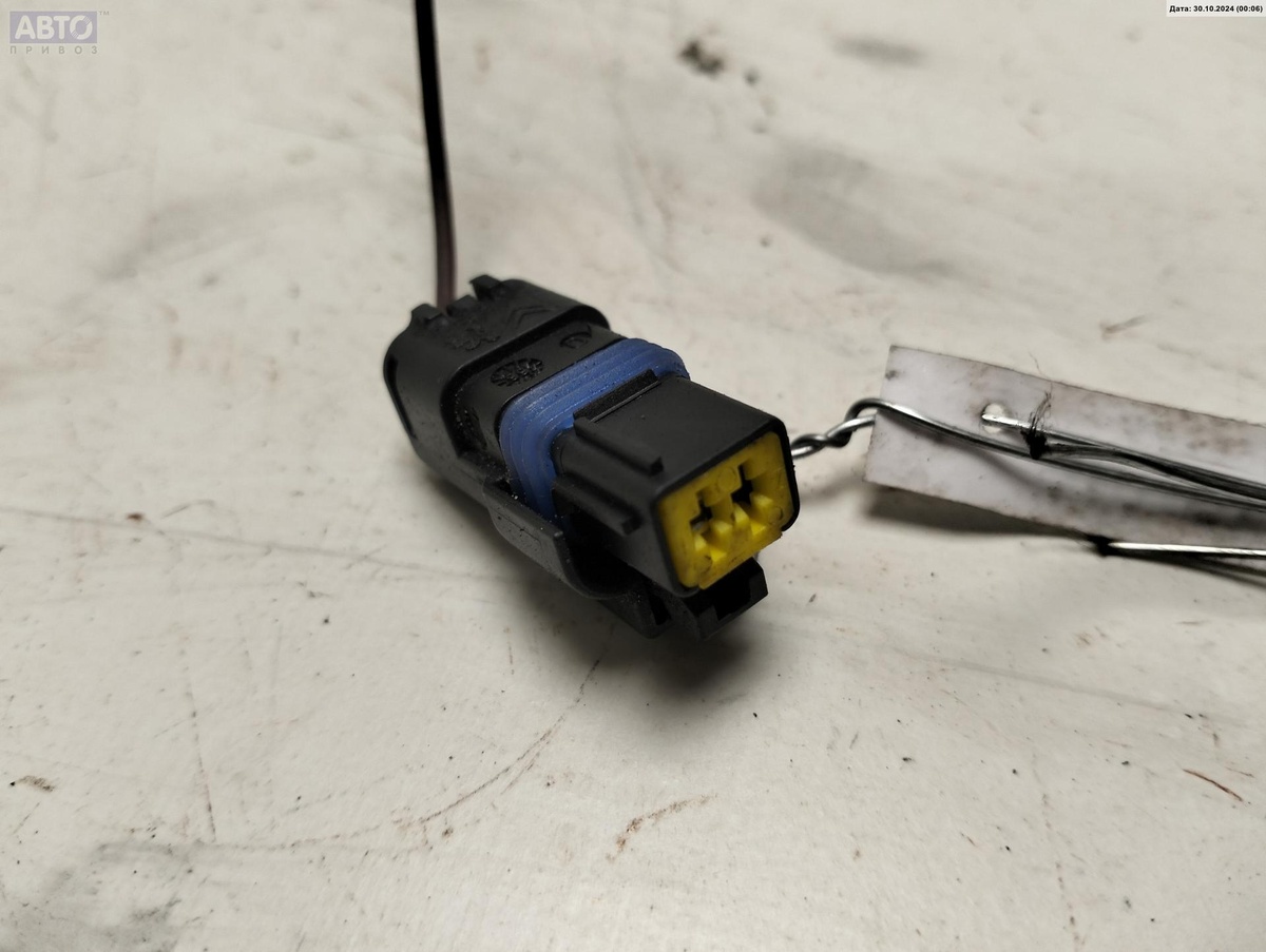 Разъем AUX / USB к Renault Megane 1999