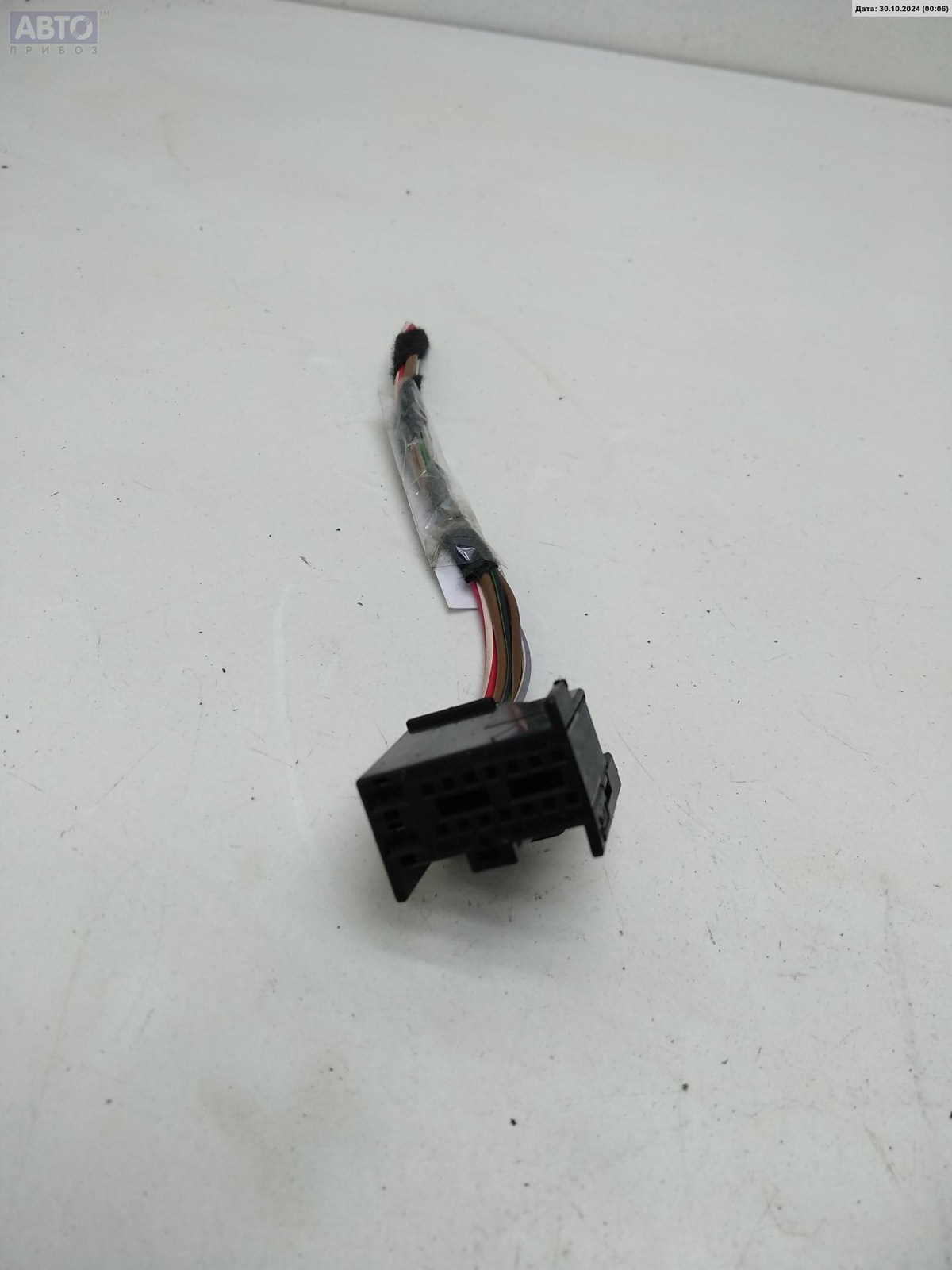 Разъем AUX / USB к Skoda Fabia 2010