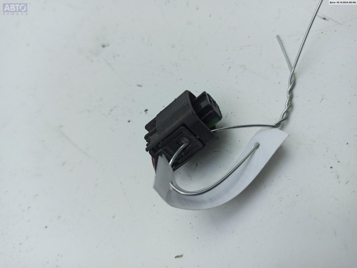 Разъем AUX / USB к Opel Vectra 2004