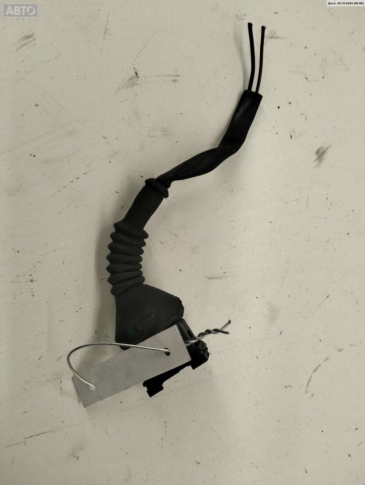 Разъем AUX / USB к Volkswagen Passat 2001