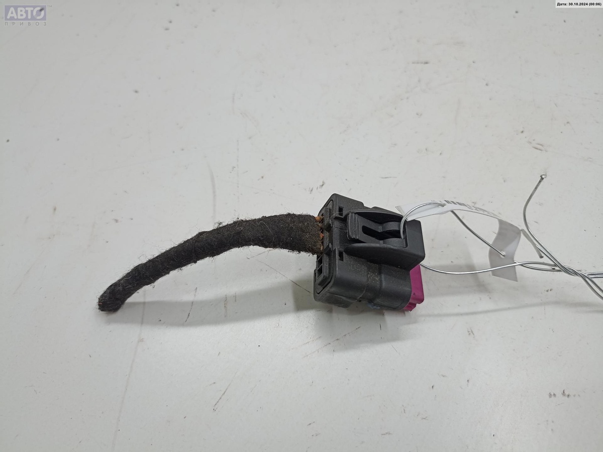 Разъем AUX / USB к Opel Signum 2006
