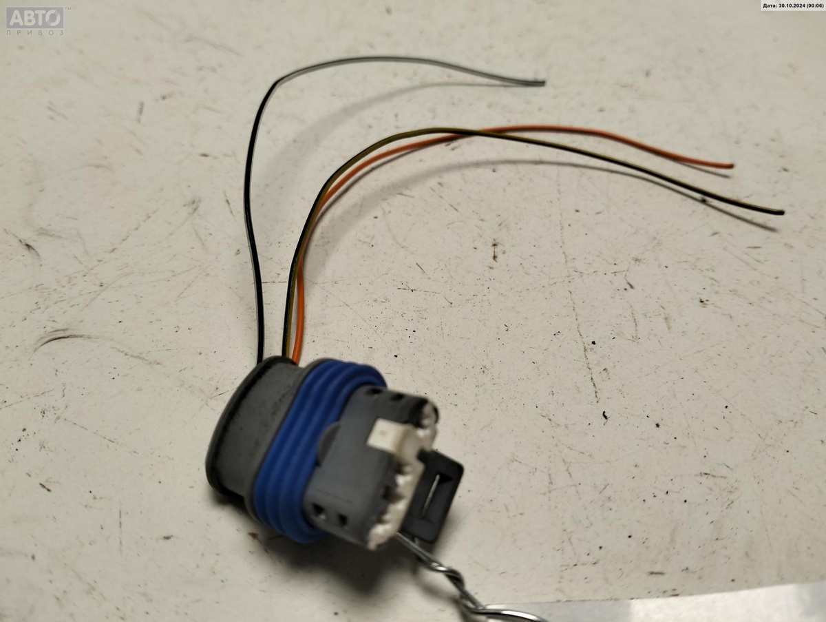 Разъем AUX / USB к Renault Megane 2000