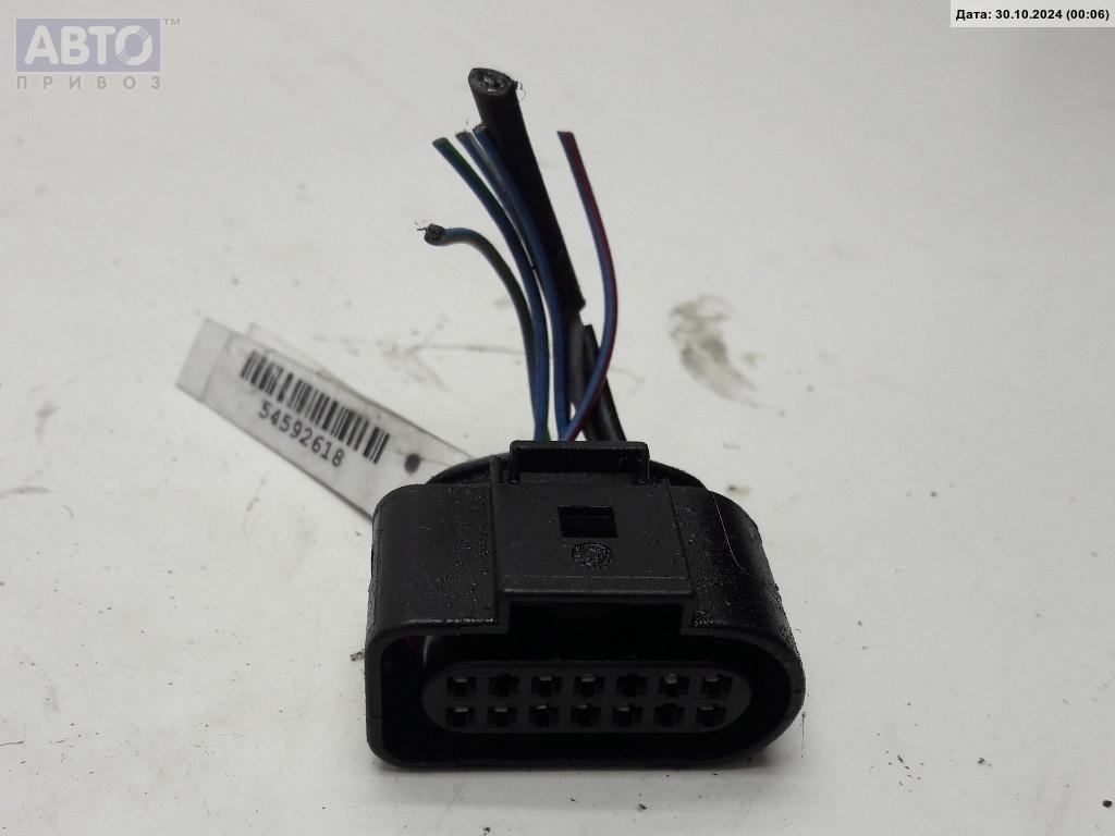 Разъем AUX / USB к Volkswagen Golf 1999