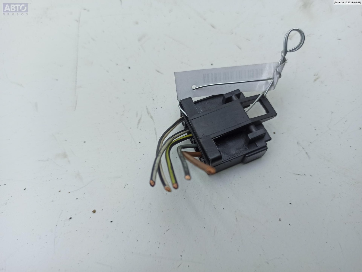 Разъем AUX / USB к Opel Meriva 2005
