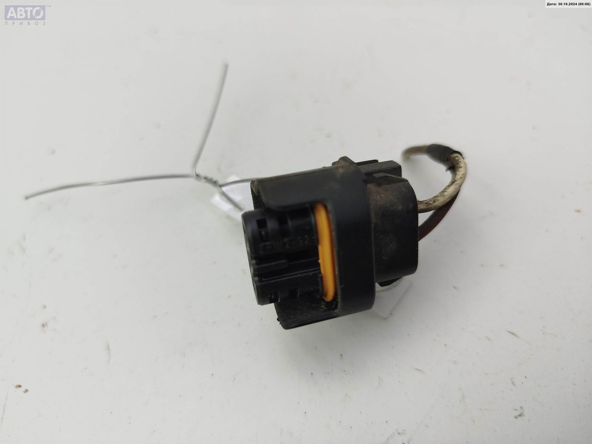 Разъем AUX / USB к Opel Zafira 2002