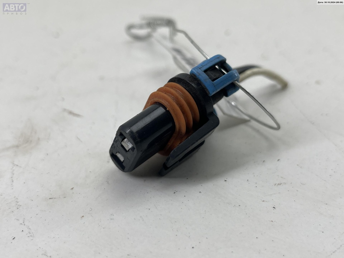 Разъем AUX / USB к Jeep Grand Cherokee 2005