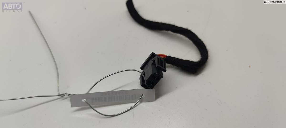 Разъем AUX / USB к Audi A6 2003