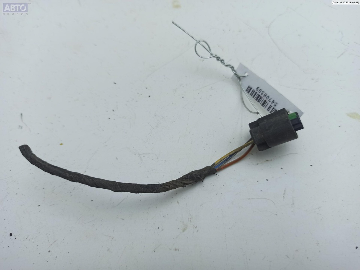 Разъем AUX / USB к Opel Omega 2003